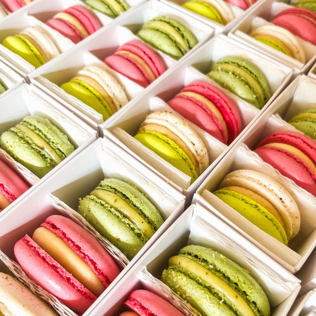 Holiday Pick & Mix Macarons: A Festive Trio