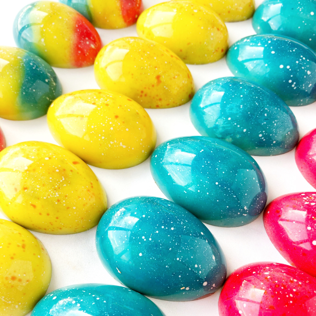 Easter Bliss: Gourmet Macaron & Marshmallow Eggs